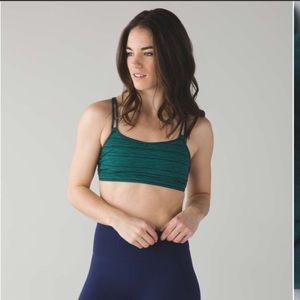 size 4 lululemon make a move bra